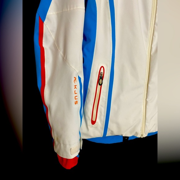 KJUS- women’s luxury ski jacket - Picture 2 of 10